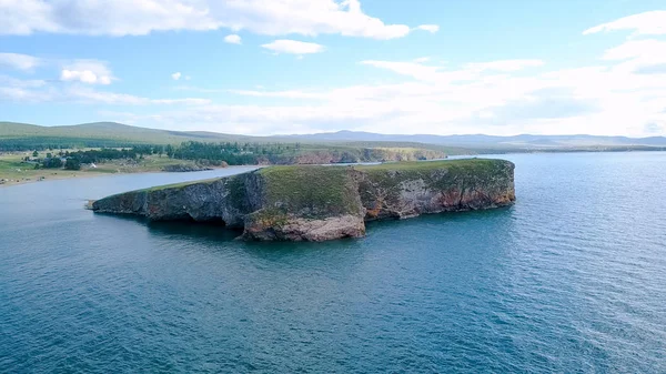 Toprak Üzerinde Uçuş Rusya Baykal Bay Küçük Deniz Ada Kharantsy — Stok fotoğraf
