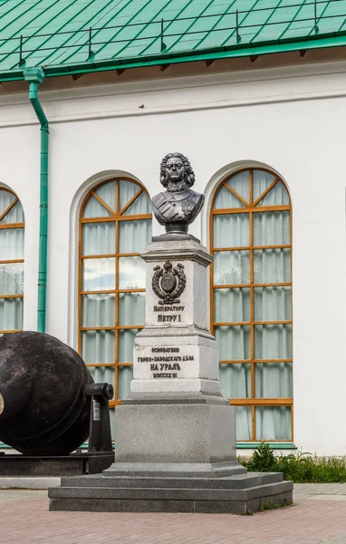 Ryssland Yekaterinburg Juni 2018 Sightseeing Stadens Historiska Centrum Byst Peter — Stockfoto