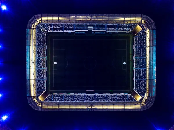 俄罗斯加里宁格勒 2018年9月20日 夜间鸟 加里宁格勒体育场 加里宁格勒 体育场 专门为2018年世界杯的比赛 头部过镜头 — 图库照片