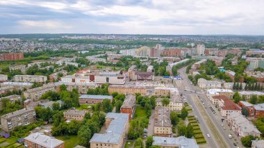 Yangından sonra alışveriş merkezinin görünümü. Kemerovo, Rusya, Dron  