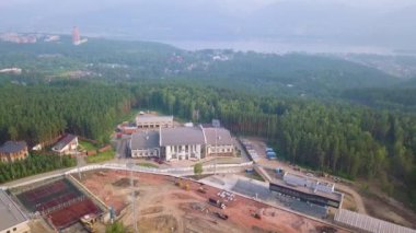 Rusya, Krasnoyarsk - 23 Temmuz 2018: Sibirya Federal Üniversitesi, çok fonksiyonlu kompleks. Video. UltraHD (4k) 