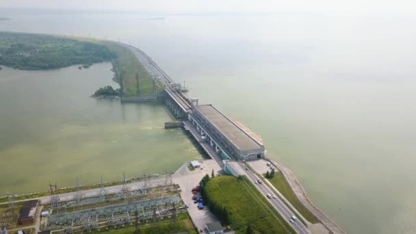 ノヴォシビルスク水力発電所は ノヴォシビルスク市のソ連地区にあるオブ川の水力発電所である オブ川にある唯一の水力発電所 ビデオだ Ultrahd — ストック動画