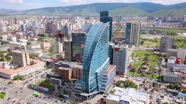 Mongolia Ulán Bator Agosto 2018 Blue Sky Hotel Tower Vídeo — Vídeos de Stock