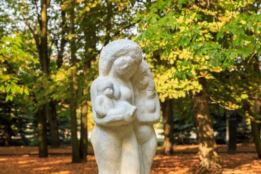 Rusya, Kaliningrad - 20 Eylül 2018: Park Heykel Kant ada üzerinde. Heykel 