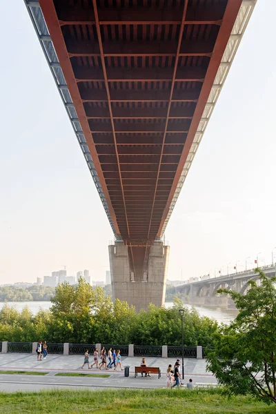 Russia, Novosibirsk. Novosibirsk metro bridge across the Ob Rive — Stock Image Russia, Novosibirsk. Novosibirsk metro bridge across the Ob Rive Royalty Free Stock Images