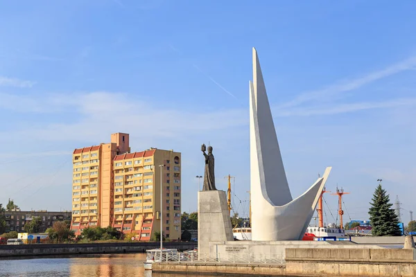 Ryssland, Kaliningrad - 20 September 2018: Monument till St. Nichol — Stockfoto