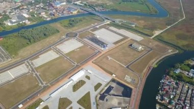 Rusya, Kaliningrad-20 Eylül, 2018: stadyum Kaliningrad havadan görünümü. Kaliningrad futbol stadyumu, 2018 FIFA Dünya Kupası maçları için özel olarak 2018 yılında inşa edilmiştir. Video. UltraHD (4k)