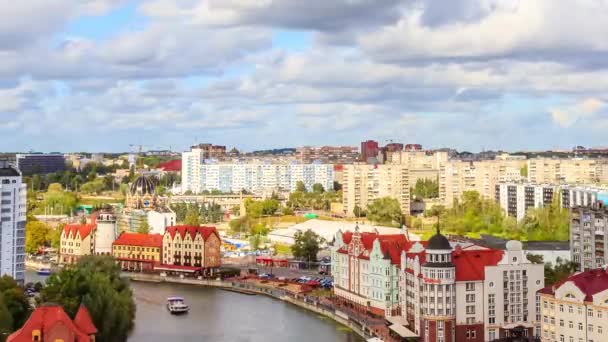 Des Nuages Rapides Partie Centrale Ville Kaliningrad Embankment Fish Village — Video