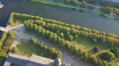 Kant adasındakaliningrad Katedrali. Rusya, Kaliningrad. Video. Ultrahd (4k))