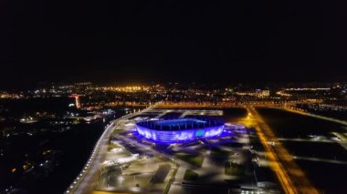 Rusya, Kaliningrad-20 Eylül, 2018: Kaliningrad 'da havadan gece görünümü Stadyumu. Kaliningrad futbol stadyumu, 2018 FIFA Dünya Kupası maçları için 2018 yılında inşa edilmiştir. Video. UltraHD (4k)