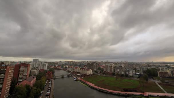 Llueve Sobre Ciudad Parte Central Ciudad Kaliningrado Rusia Time Lapse — Vídeos de Stock