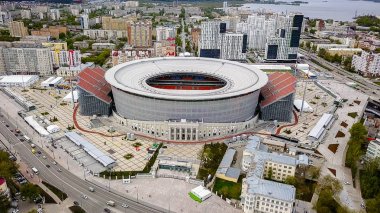 Rusya, Ekaterinburg - 30 Mayıs 2018: Merkez stadyum Yekaterinburg şehir. 2018, Dron dan FIFA futbol konumuyla eşleşen 