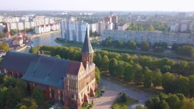 Kant adasındakaliningrad Katedrali. Rusya, Kaliningrad. Video. Ultrahd (4k))