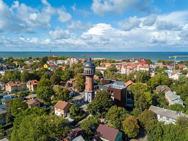 Rusko, Zelenogradsk. Vodárenská věž Krantz. Vodárenská věž w městě — Stock fotografie