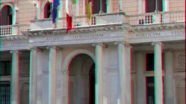 Aksaklık etkisi. Sarayı Wedekind. Roma, İtalya - 18 Şubat 2015: 1659 yılında inşa edilmiş. Uzun Merkez Il Tempo gazetesinin yer. Video