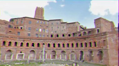 Aksaklık etkisi. Trajan pazarı, Trajan Forum, Roma, Italya. Video. UltraHD (4k)