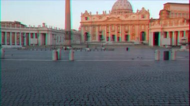 Aksaklık etkisi. Aziz Peter Meydanı, güneşin doğuşunda. Vatikan, Roma, Italya. Video. UltraHD (4k)
