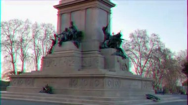 Aksaklık etkisi. Garibaldi Anıtı. Günbatımı. Piazza Garibaldi, Roma, Italya. Video. UltraHD (4k)