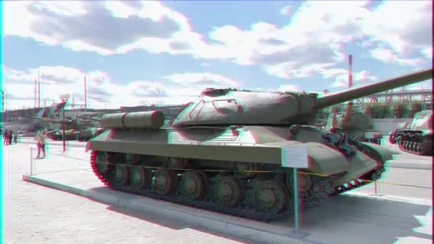 闪烁的效果 重型坦克 Mod 1945 Pyshma Ekaterinburg 俄罗斯 2015年8月16日军事装备博物馆 乌拉尔之战荣耀 Ultrahd — 图库视频影像