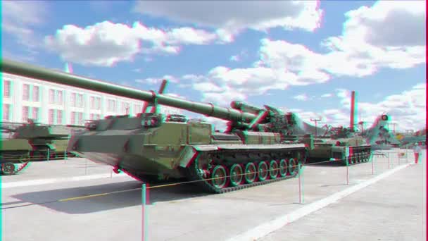 闪烁的效果 自行火炮 俄罗斯叶卡捷琳堡的 Pyshma 2015年8月16日军事装备博物馆 乌拉尔之战荣耀 Ultrahd — 图库视频影像