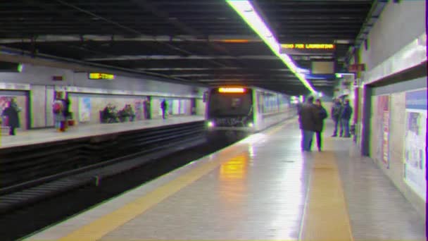 Efekt Glitch Subway Rzym Włochy Lutego 2015 Przyjazd Pociągu Stacji — Wideo stockowe