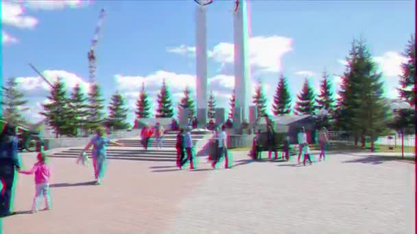 グリッチ効果 記念複合クレーン Pyshma エカテリンブルク ロシア 月16日 2015軍事機器 ウラルの戦いの栄光 の博物館 ビデオ — ストック動画