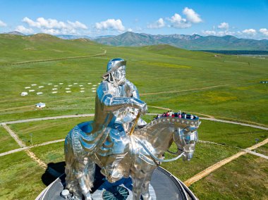 Moğolistan, Ulaanbaatar - 08 Ağustos 2018: Ge atlı heykeli