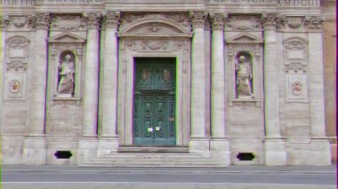 Aksaklık etkisi. Chiesa di Santa Susanna Alle Terme di Diocleziano. Roma, Italya-21 Şubat 2015: Quirinal Tepesi 'nde bulunan bir Roma Katolik kilise kilisesidir. Video