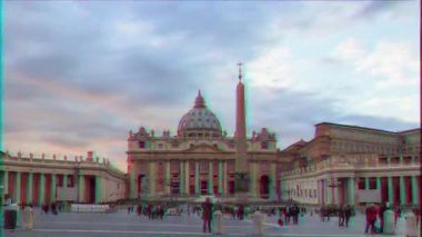 Aksaklık etkisi. Sunset 'te Aziz Peter Meydanı. Vatican City, Roma, Italya. Zaman atlamalı-26 Şubat 2015: ünlü Meydanı, Hıristiyanlığın ana Tapınağı-St Peter Bazilikası duruyor. Video. UltraHD (4k)