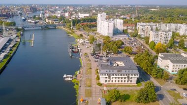 Rusya, Kaliningrad - 21 Eylül 2018: İskelede dünya okyanus Müzesi. Denizaltı B-413, deniz uçağı olacak-12, dron üzerinden 