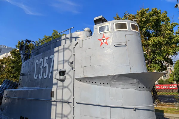Rusia, Kaliningrado - 20 de septiembre de 2018: Superestructura de cubierta del submarino. Museo del Océano Mundial exposición abierta — Foto de Stock