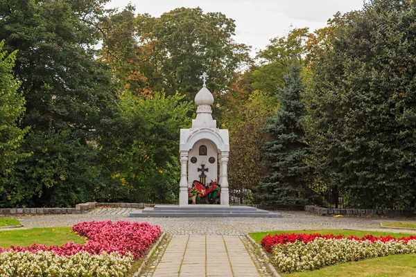 Russland, Kaliningrad - 22. September 2018: Denkmal für die Verteidiger des Vaterlandes. Siegesplatz — Stockfoto