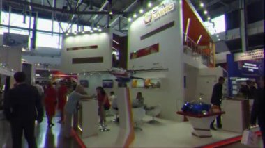 Ekaterinburg, Rusya - 12 Temmuz 2016: Sergi Innoprom Ana Sanayi Fuarı. Dur Ummc. Video. Ultrahd (4k))