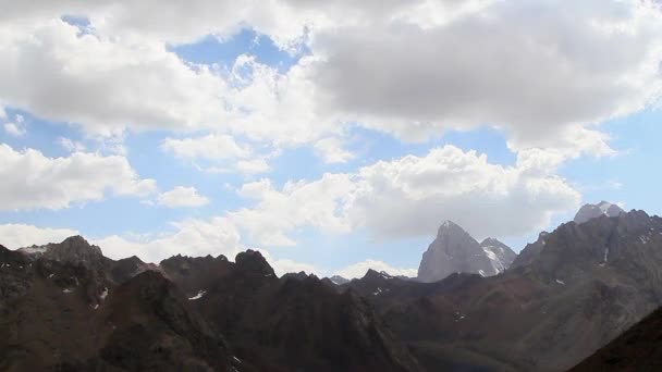 Efeito Falha Nuvens Nas Montanhas Time Lapse Pamir Vídeo — Vídeo de Stock