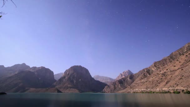 Glitch Effekt Moon Över Berg Laken Tadzjikistan Iskanderkul Timelapse Video — Stockvideo