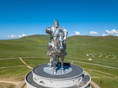 Moğolistan, Ulaanbaatar - 08 Ağustos 2018: Ge atlı heykeli