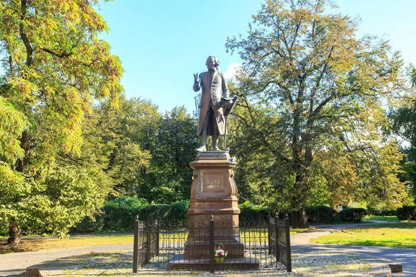 Russland, kaliningrad - 25. september 2018: denkmal i. kant — Stockfoto