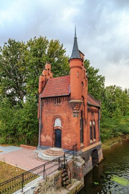 Rusya, Kaliningrad: yüksek köprü bekçi evi. Bu c