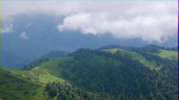 Glitch Effekt Bergssluttningarna Täckt Med Skog Ridge Aibga Sochi Ryssland — Stockvideo