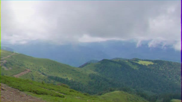 Efecto Fallo Técnico Montañas Cubiertas Bosque Ridge Aibga Sochi Rusia — Vídeos de Stock