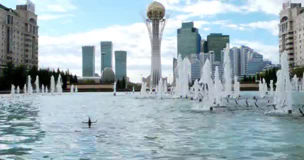 Astana Kazakstan September 2016 Baiterek Den Centrala Punkten Intresse För — Stockvideo