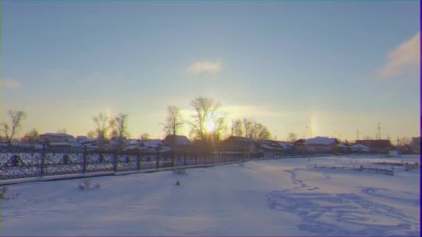 Effetto Glitch Panorama Uno Stagno Ghiacciato Alone Solare Nevyansk Russia — Video Stock