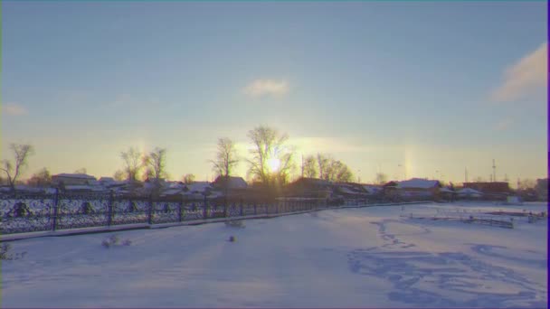 Efeito Falha Panorama Uma Lagoa Congelada Auréola Solar Nevyansk Rússia — Vídeo de Stock