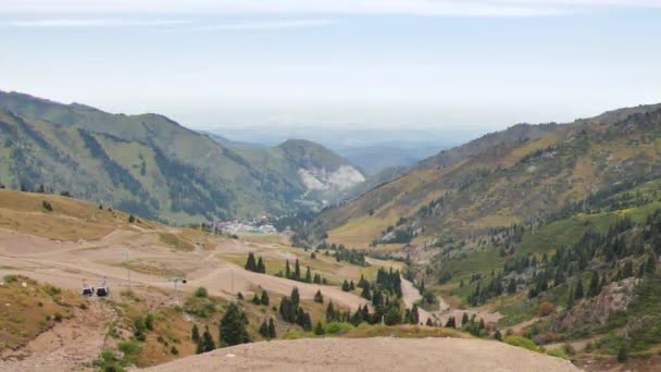 Efekt Glitch Panorama Miasta Przełęczy Shymbulak Almaty Kazachstan Wideo Ultrahd — Wideo stockowe