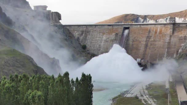 Glitch Effect Kirov Reservoir Dam Bebouwde 1965 1975 Vallei Talas — Stockvideo