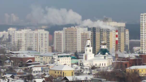 Škubnutí Kouř Trubek Pozadí Města Ekaterinburg Video Ultrahd — Stock video
