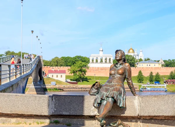 벨리키 노브고로드, 러시아 - 2019년 6월 19일: 기념비 "휴식 투리 — 스톡 사진