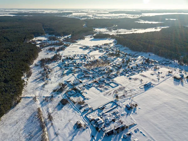L'arrière-pays russe en hiver. Oural, région de Sverdlovsk. Aérien vi — Photo