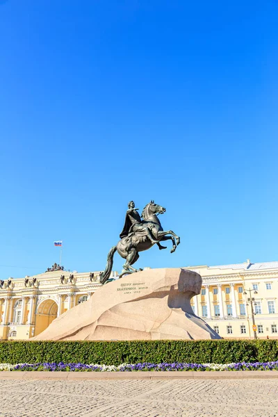 São Petersburgo, Rússia. Monumento a Pedro I em Sennatskaya Squ — Fotografia de Stock
