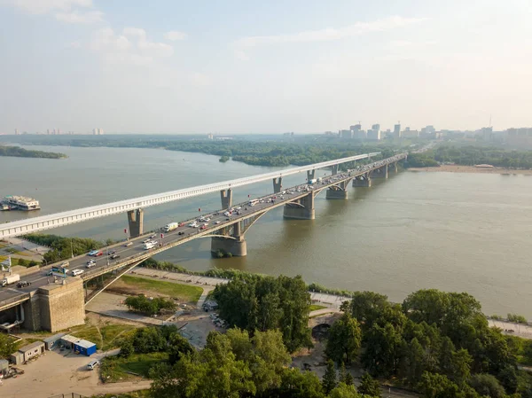 Metro Bridge and Communal Bridge. Panorama of the city of Novosi — Stock Image Metro Bridge and Communal Bridge. Panorama of the city of Novosi Royalty Free Stock Photos